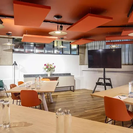 Novotel Gare De Lyon 4*