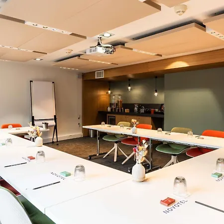 Novotel Gare De Lyon 4* Parigi